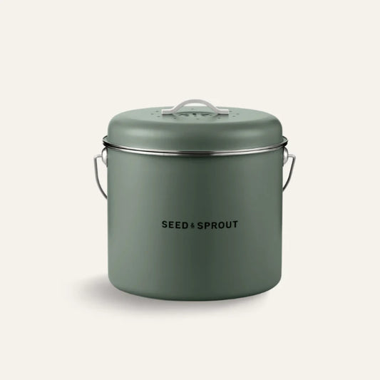 Kitchen compost bin