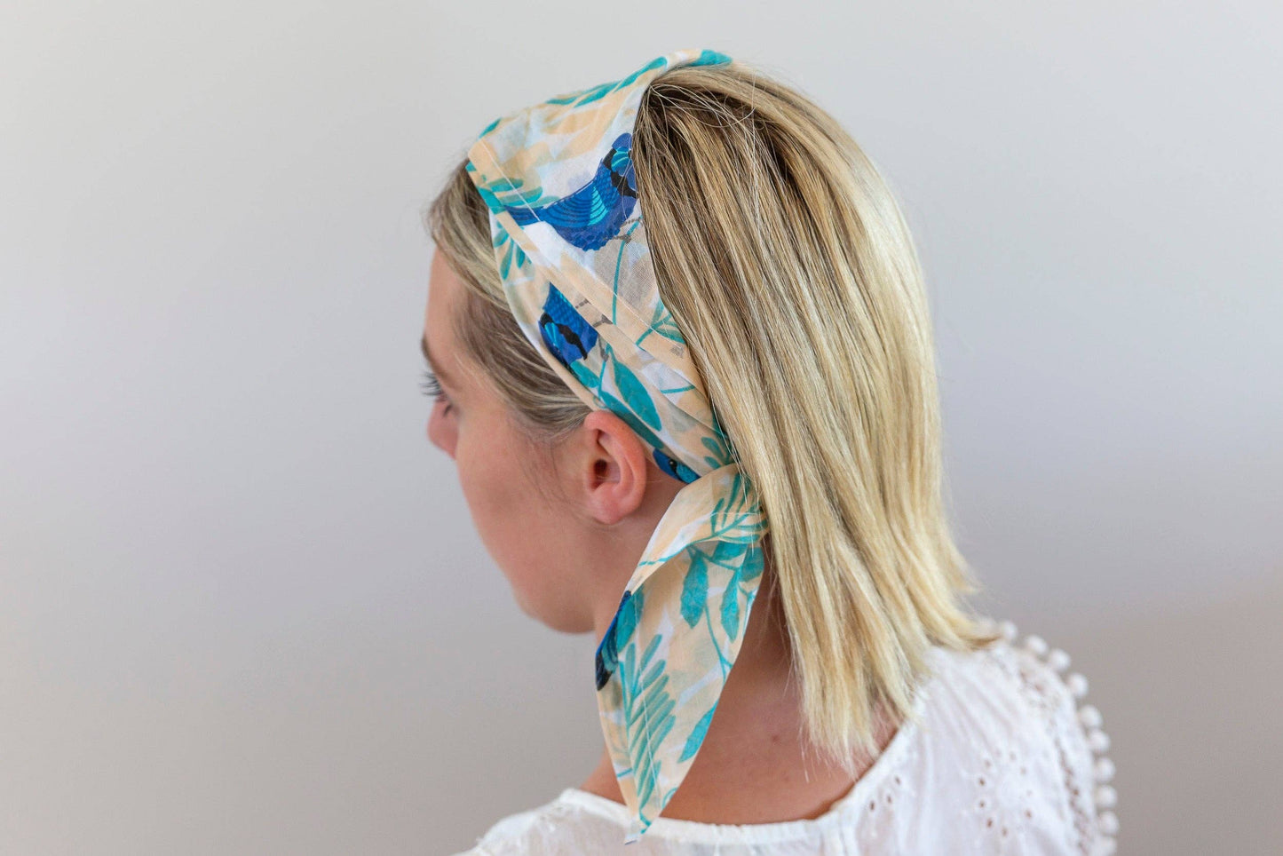 Cotton scarf / gardener's bandanna - blue wren