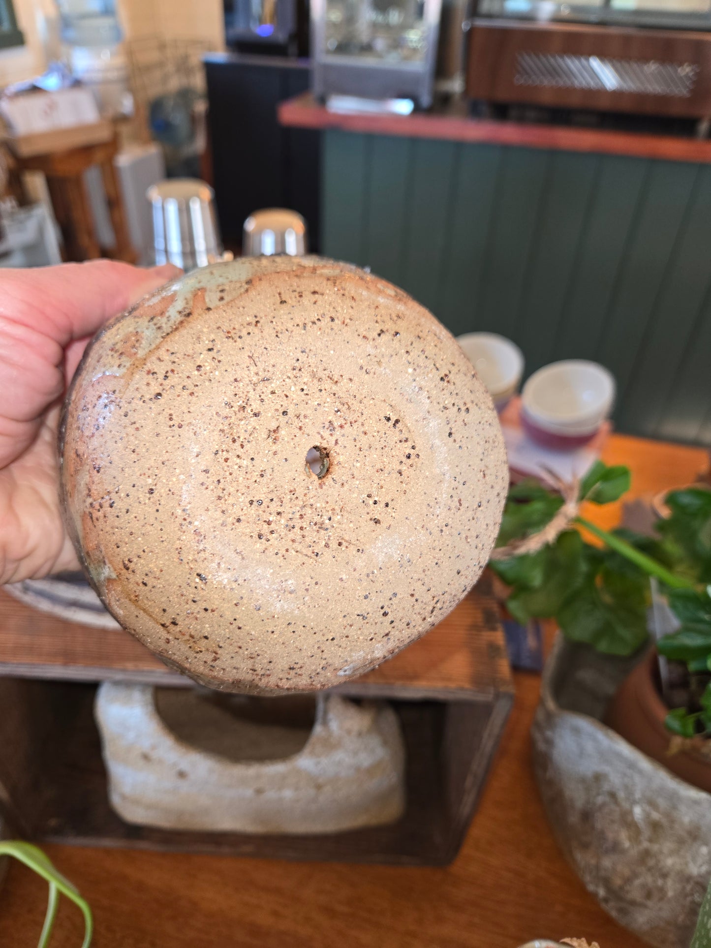 Small hanging planter pot - artisan-made in Australia